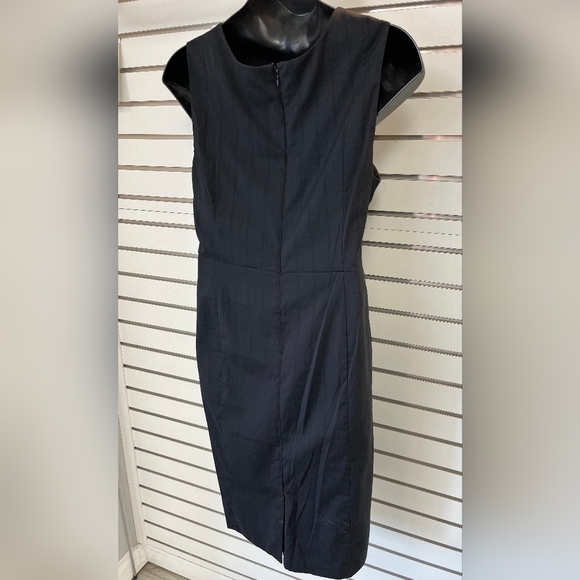 CUTE PLUS SIZE Y2K NAVY DRESS W/ Decorative Buttons - Picture 3 of 5